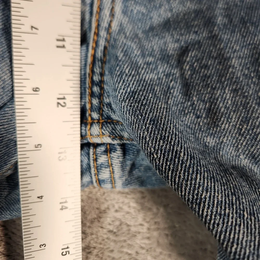 Levi's 560 Jeans Men's 38X30‎ Blue Comfort Fit Light Wash Denim Pants